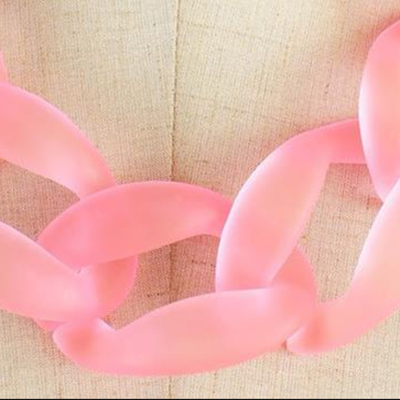 Pink Acrylic Curb Chain Necklace Earring Set - Picture 2 of 4